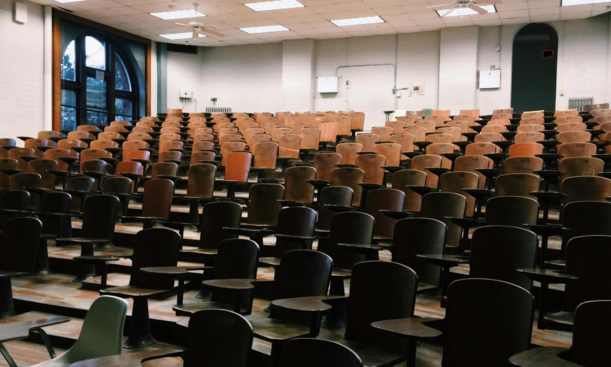 A room with lecture-style seating.